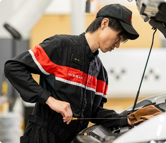 テクニカルスタッフの業務風景